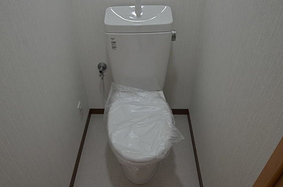 寿マンションのトイレ