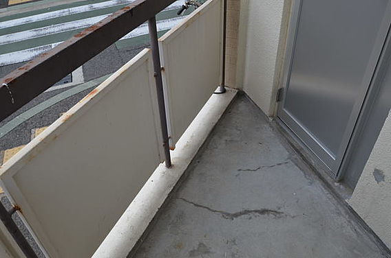 寿マンションのバルコニー