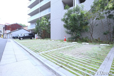 【駐車場】 | エスリード新栄プライム | 車をお持ちの方に嬉しい駐車場付きの物件です