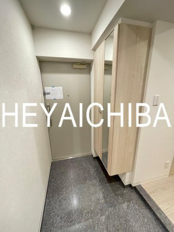 VOLGA BLDG アドグリシーヌ竜泉の玄関