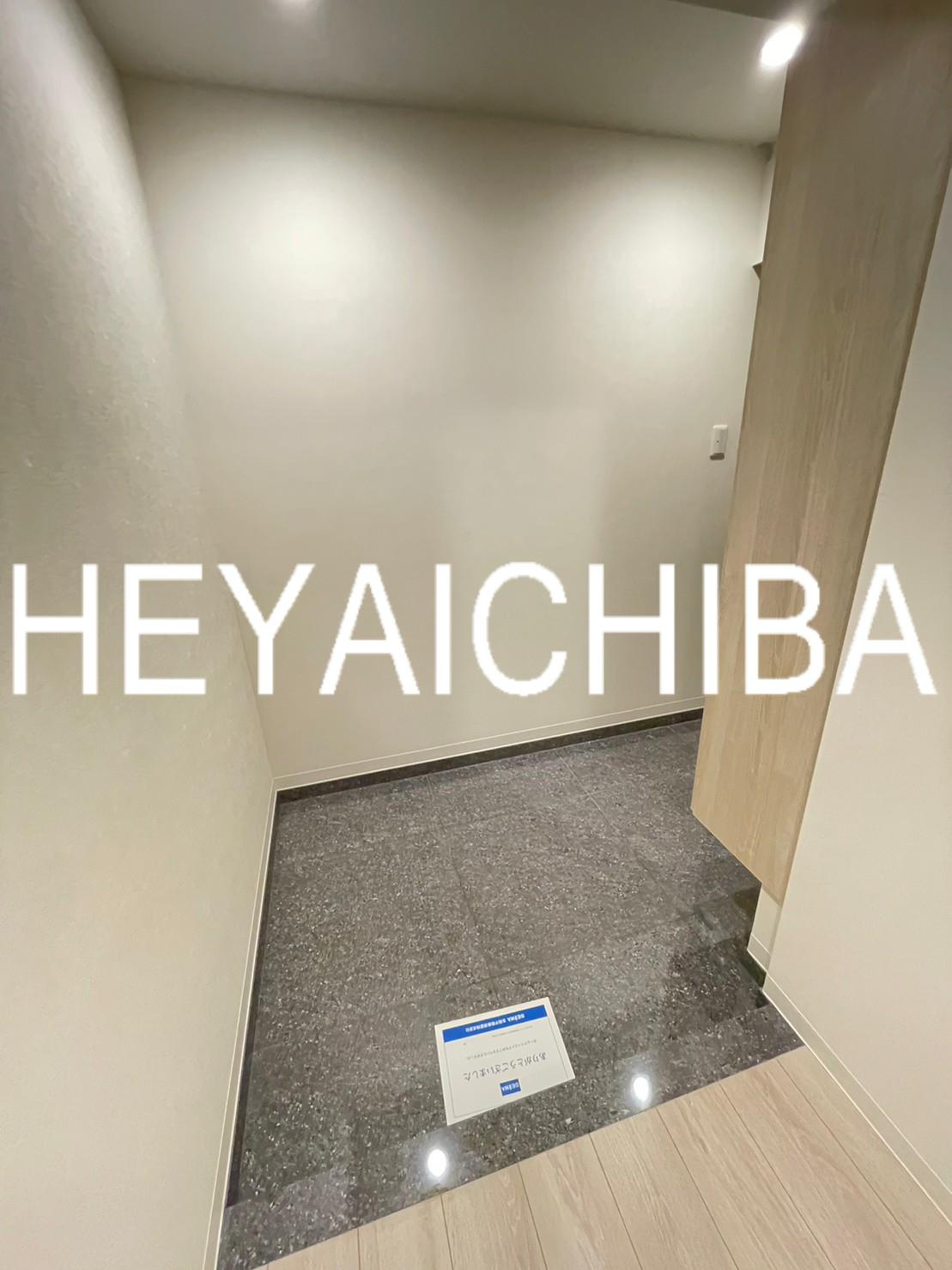 VOLGA BLDG アドグリシーヌ竜泉の玄関