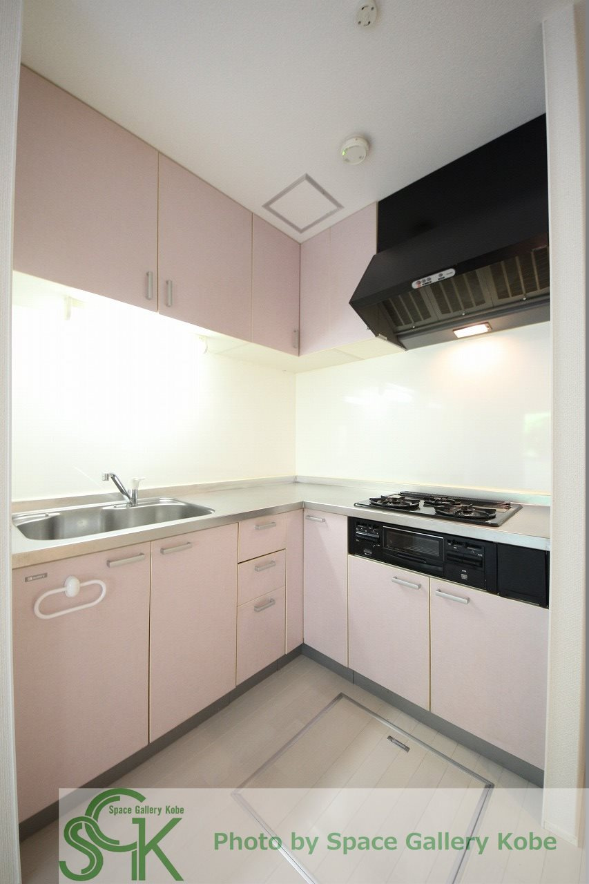 タウンハウス北別府のキッチン|※お部屋により仕様が異なる可能性があります。