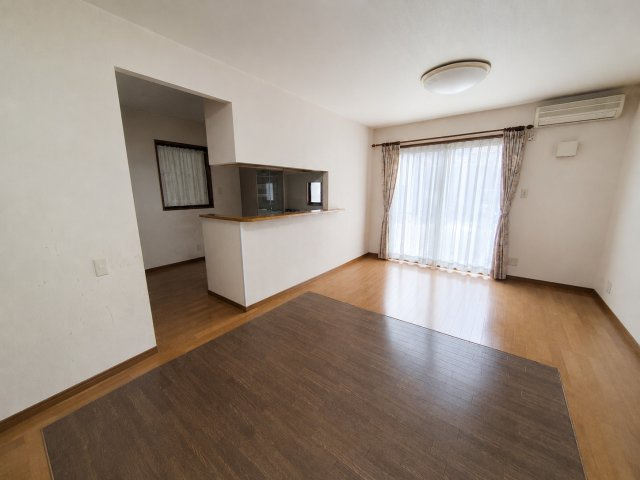 中古戸建　有田郡有田川町 大字徳田の居間・リビング|CG加工によって家具等を消しています