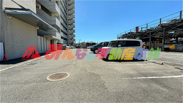 パーク・サンリヤン花畑の駐車場