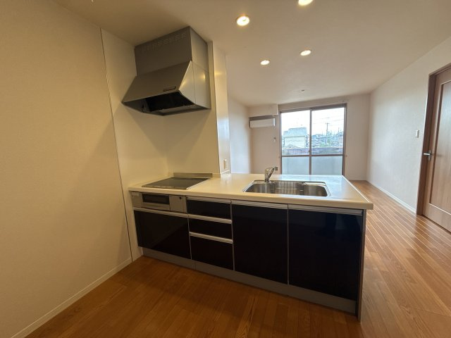 ＭＡＳＴ　ＣＯＵＲＴ加古川南　Ｂ棟のキッチン