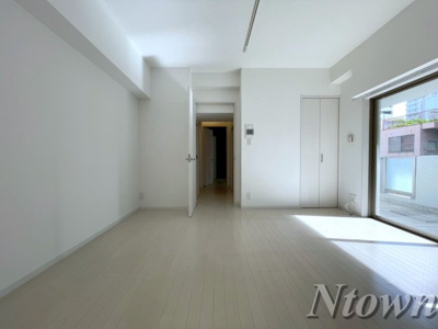 【その他】 | FIRST RESIDENCE SAKAE(ファーストレジデンス栄) | 使いやすいリビングです
