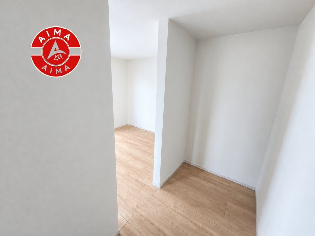 筑紫野市二日市南2丁目第1-3棟（3号棟）　の収納|洋服や大きな荷物が多い方や人数の多いご家族などは、一般的なクローゼットよりもウォークインクローゼットのほうが使い勝手が良いです。