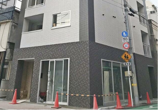 ｂ’CASA蔵前のエントランス