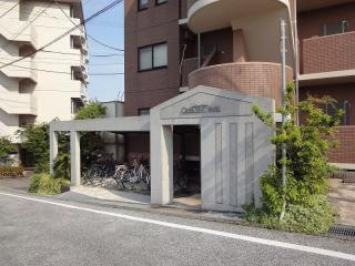 鏡川クレセントパークのエントランス