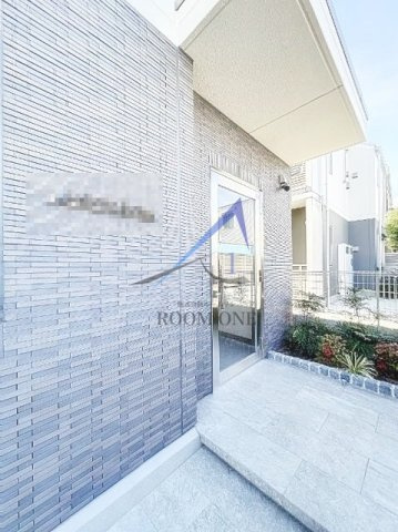 Ａｖｅｎｉｒ　Ｅａｓｔのエントランス|エントランスです。
