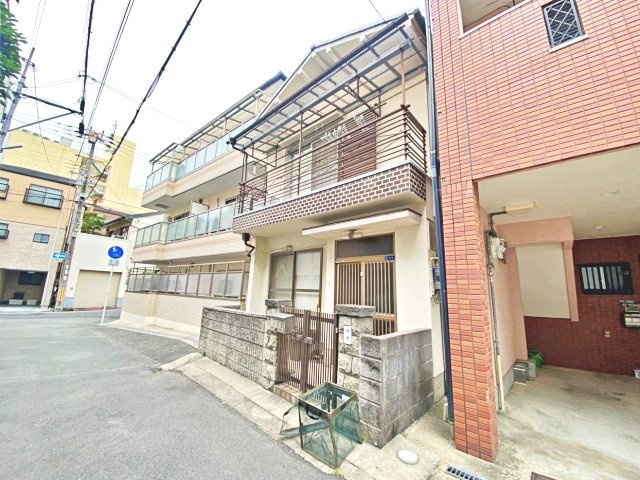 中古戸建　旭区清水3丁目の前面道路含む現地写真