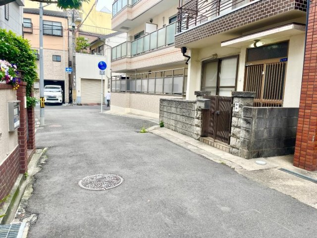 中古戸建　旭区清水3丁目の前面道路含む現地写真