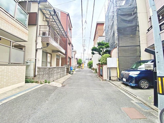 中古戸建　旭区清水3丁目の前面道路含む現地写真