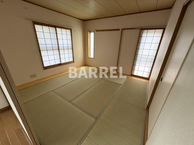 サンライズコート緑地公園 B棟の和室