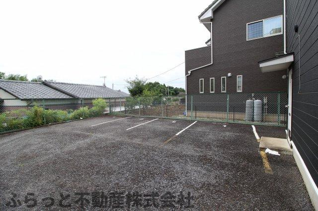チェリーハイツつくばの駐車場|駐車場があります