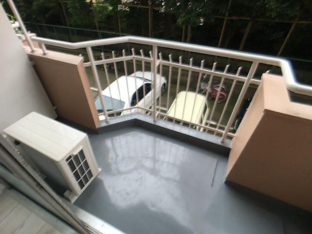 築地永谷コーポラスのバルコニー