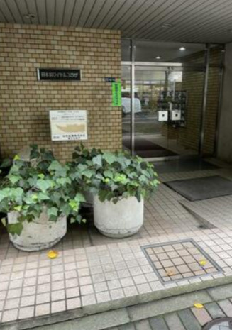 日本橋ロイヤルプラザのエントランス