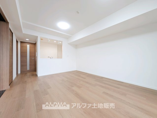 リーベスト青梅新町の居間・リビング|【Life Stage】
◆暮らしに寄り添う◆
小さなお子様の遊び場から、成長後の学習スペース、ご夫婦のくつろぎの場まで、ライフステージに合わせて活用できます。