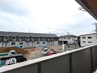 バルコニーから見える景色です（建築中）