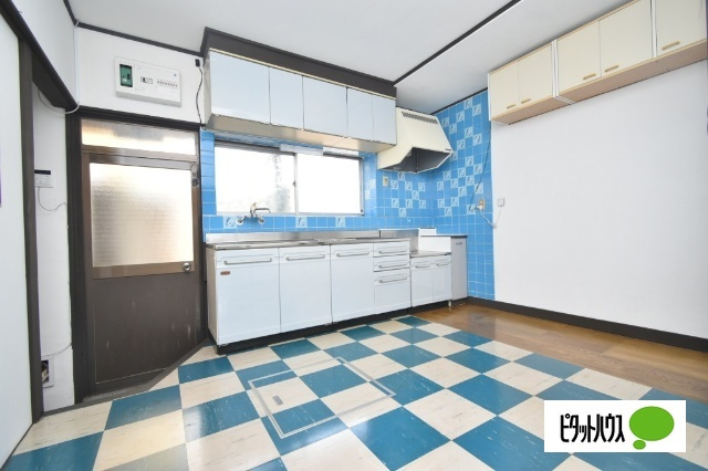 堀越町戸建てのキッチン