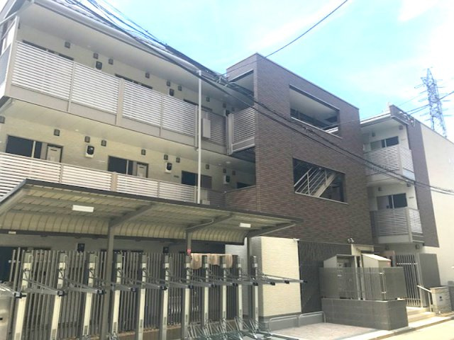クレイノクーラ　ルガルの外観