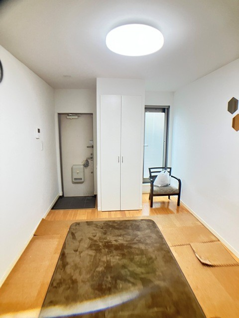 ＲＯＯＭＳの内装