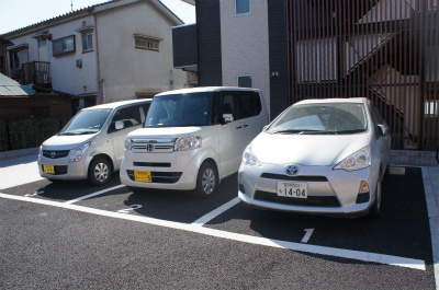 リブリ・KASHIMAの駐車場