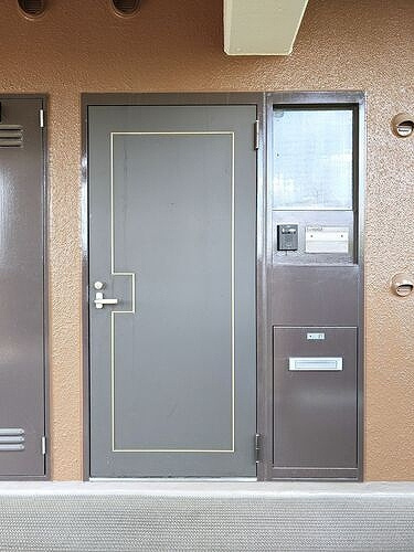 ライオンズマンション八事ガーデン壱番館の玄関