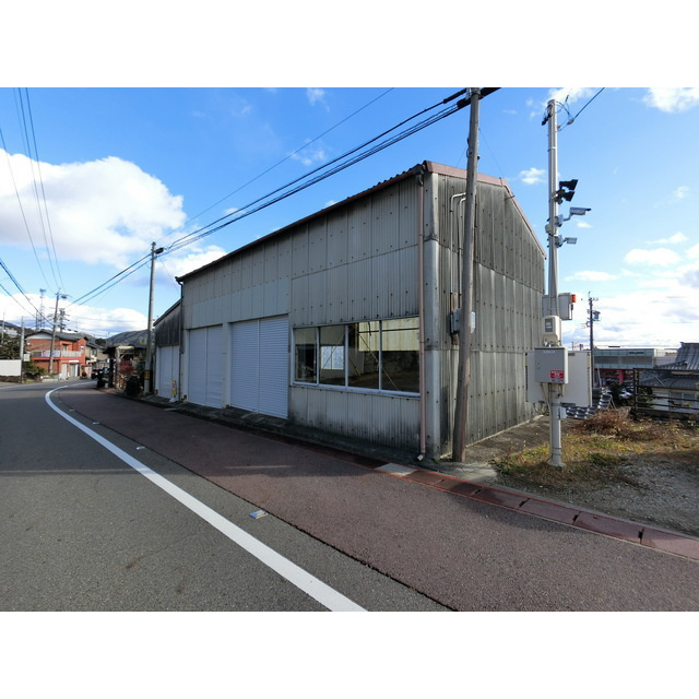 各務原鵜沼西町倉庫
