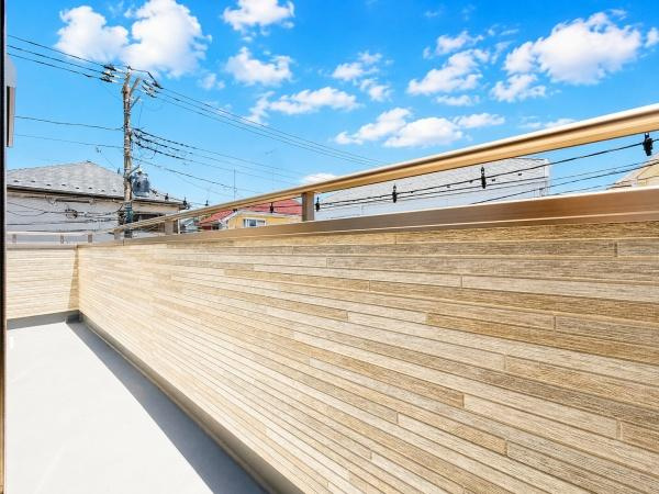 横浜市泉区中田東２丁目の新築一戸建のバルコニー|陽当り良好のバルコニー！
風通しもよく気持ちいいです