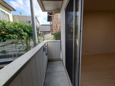 【バルコニー】 | ロイヤルステージ横浜町