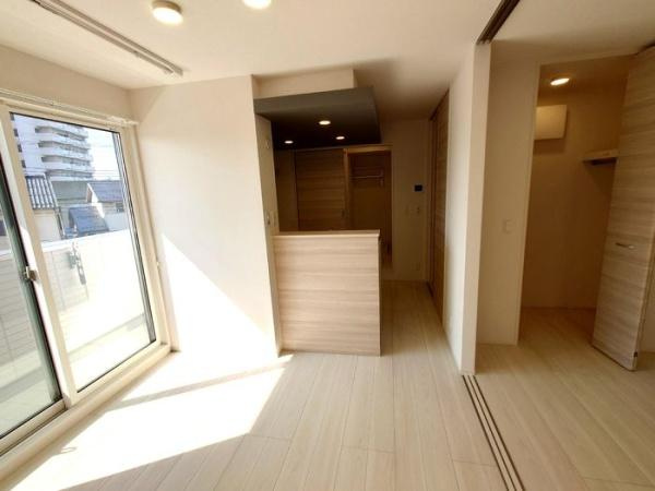 【居間・リビング】 | ロイヤルステージ横浜町