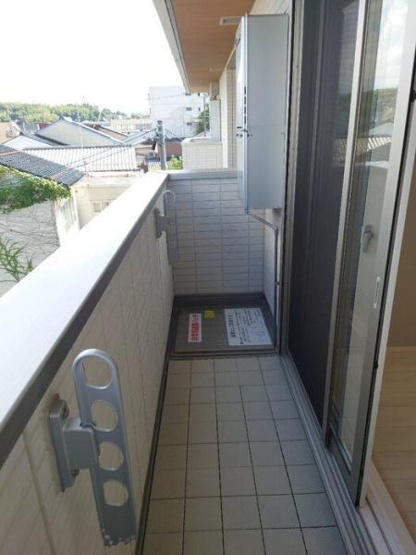 【バルコニー】 | ロイヤルステージ横浜町