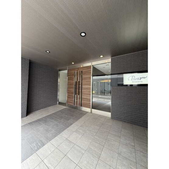 【エントランス】 | パルティール名駅北