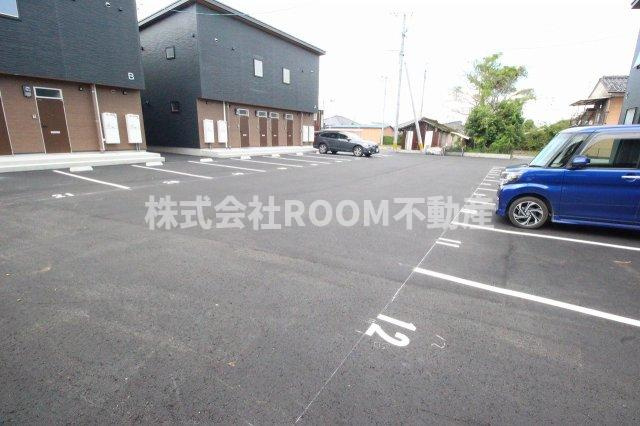 アベニールの駐車場|駐車場です
