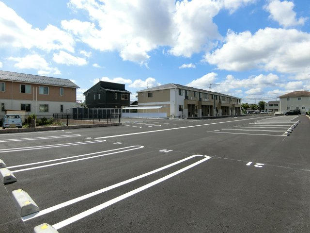 サンピノの駐車場