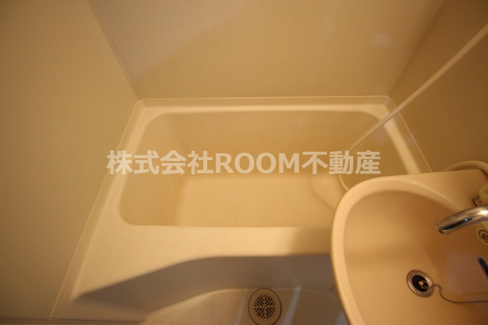 ローザの浴室
