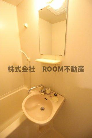 ローザの洗面所|忙しい朝には欠かせない洗面所です