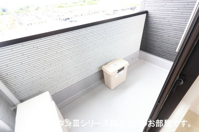 【バルコニー】 | アイリス横山Ａ