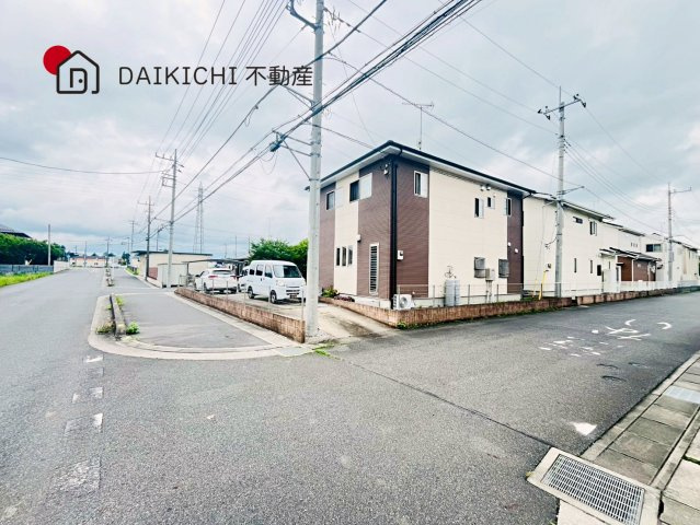【前面道路含む現地写真】 | 加須市北小浜　中古戸建