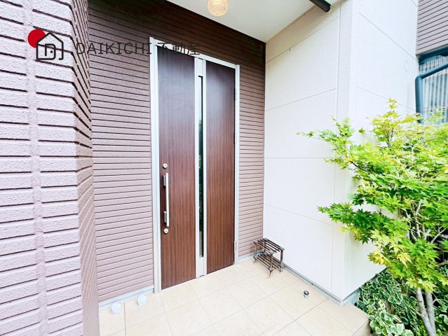 【玄関】 | 加須市北小浜　中古戸建
