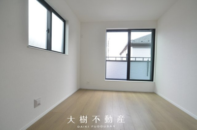 【洋室】 | 座間市東原１丁目　新築戸建て　全３棟【仲介手数料無料】 | 2階　洋室2（6.0帖）