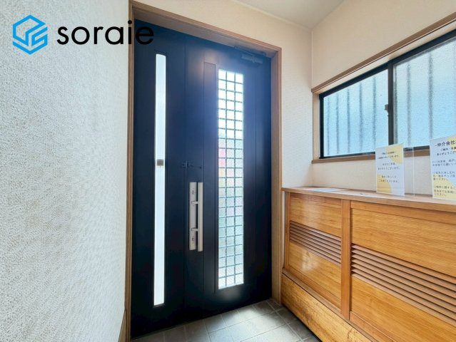 所沢市上新井３丁目　中古戸建ての玄関|7/14撮影