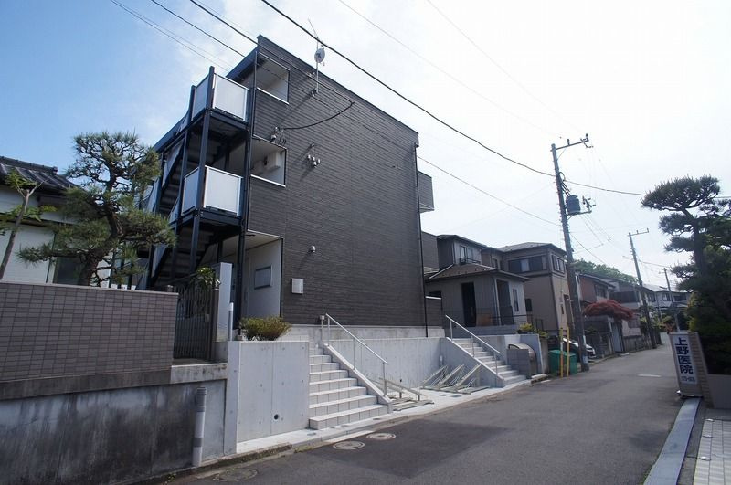 横浜市旭区鶴ケ峰１丁目の賃貸マンションの外観