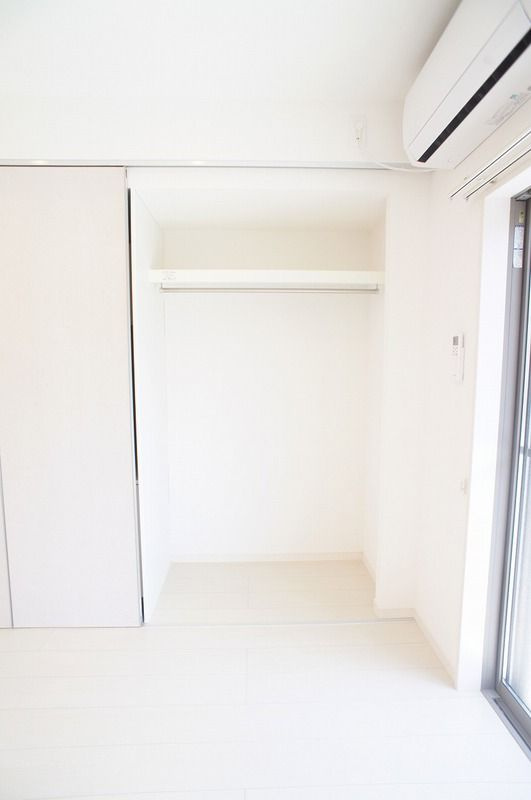 横浜市旭区鶴ケ峰１丁目の賃貸マンションの収納
