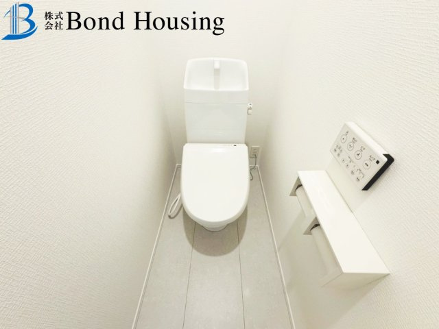 山電東二見徒歩12分　長期優良住宅　魚住町西岡 A号地 新築戸建のトイレ
