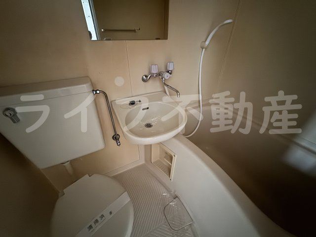 カサベルデ岩田の洗面所|忙しい朝には欠かせない洗面所です