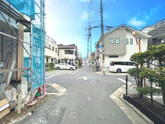 葛飾区新宿5丁目新築分譲住宅の前面道路含む現地写真|前面道路
