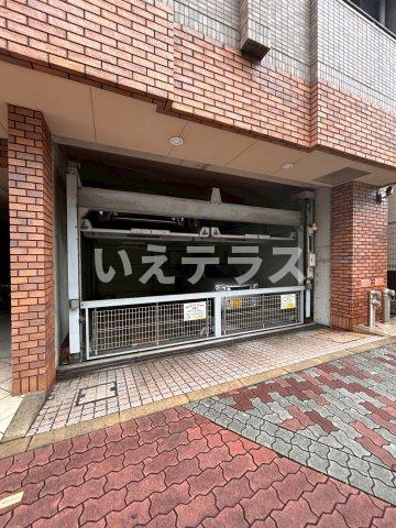 ラナップスクエア三宮プライムの駐車場