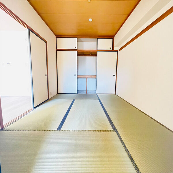 ファミール元柴田東町の和室